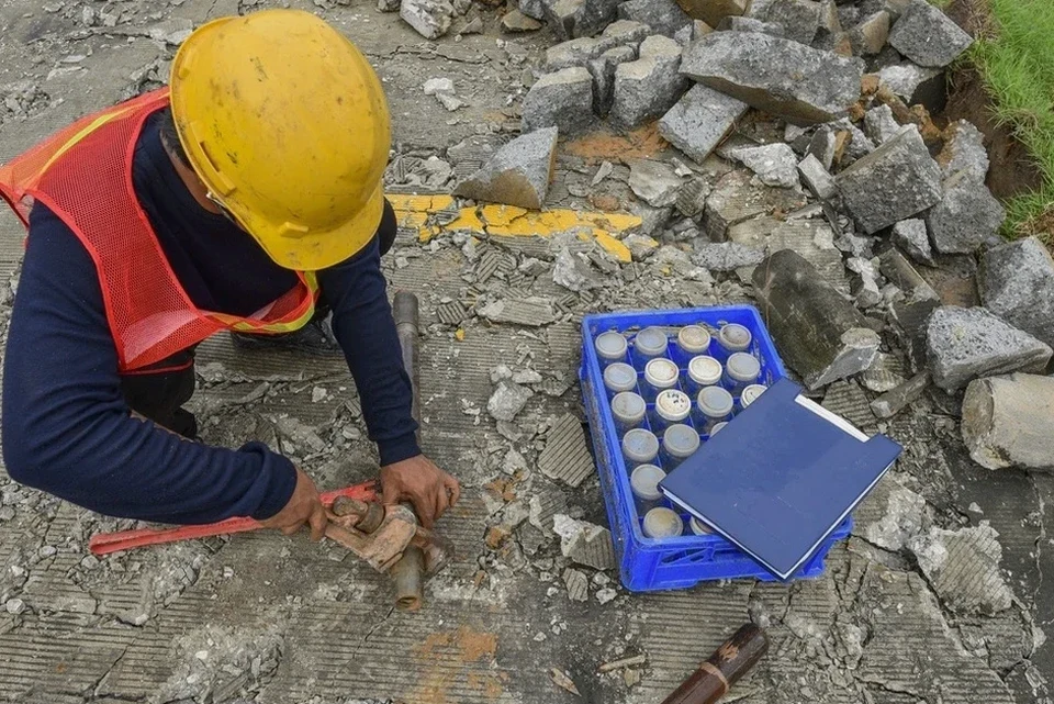 Límites de Atterberg en Arica: Caracterización de Suelos Finos en Clima Árido Costero